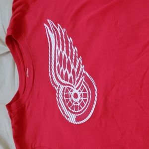 Red wings long sleeve shirt